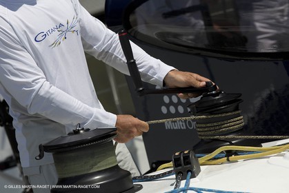 05 07 2012 - New York (USA) - Ocean Krys Race - Speed runs in fornt of NY city