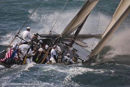 05 08 2010 - Cowes (UK, IOW) - The 1851 Cup -  BMW ORACLE Racing - Round The Island Race - From Ste Catherine to the Needles