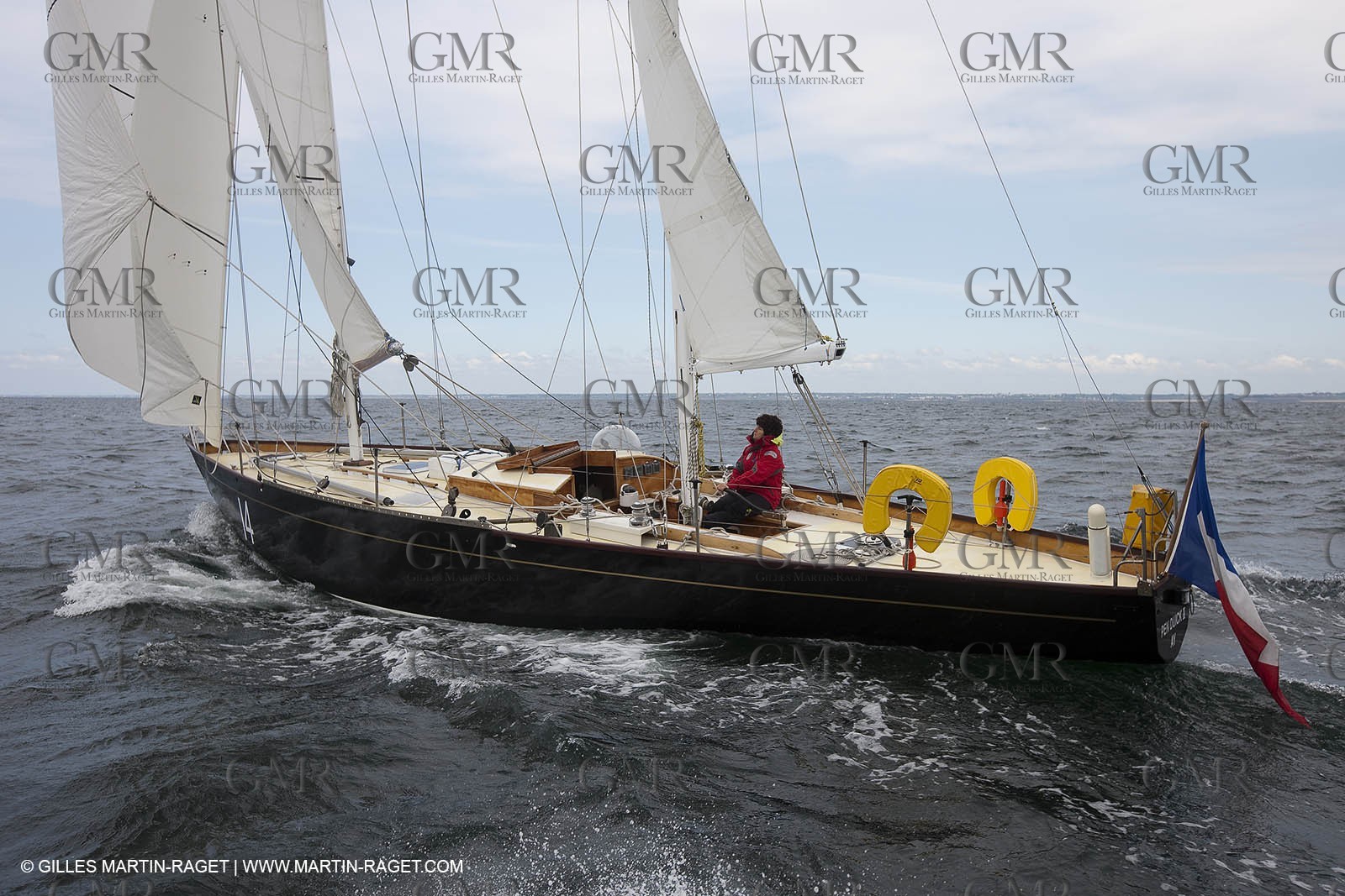 19 05 2010- Lorent- (FRA,56)  -  Pen Duick II