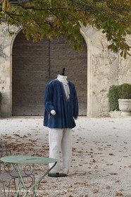 31 10 2013 - Ansouis (FRA,84) - Ansouis castle - Costumes of the exhibit Men costumes