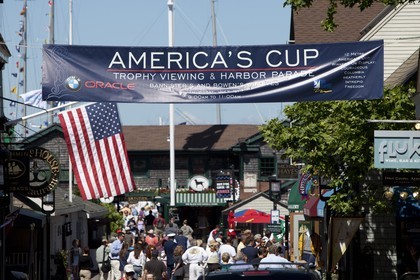 01 07 2010 - Newport (USA,RI) - 33rd America's Cup - BMW ORACLE Racing - East Coast Victory Tour - Day 4