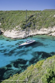 sailing, cruising, monohull at the mooring