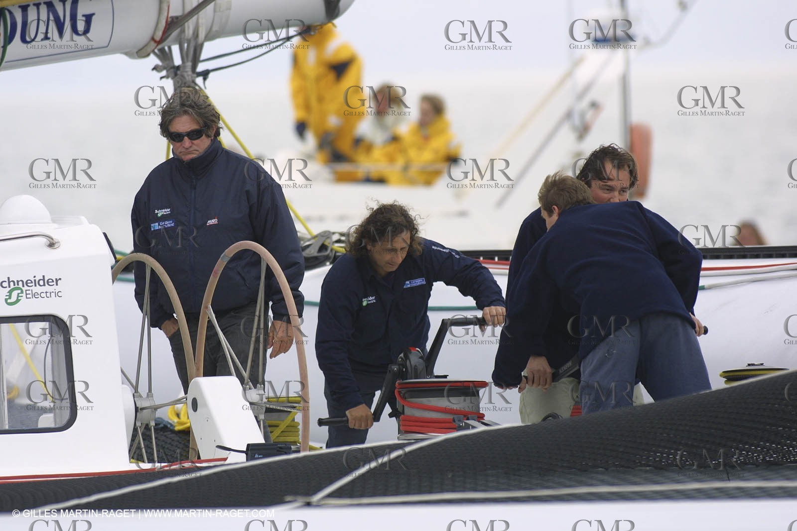 Geronimo - Jules Verne Trophy 2001 start - Brest