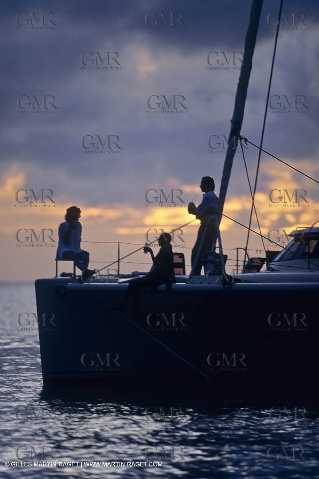 Sailing, cruising, people