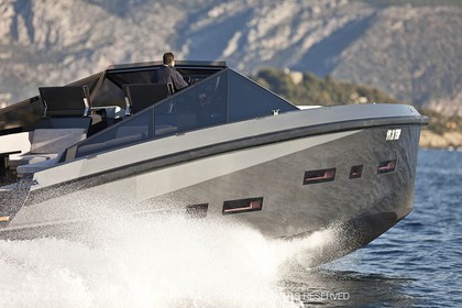 11 11 2009 - Saint Jean Cap Ferrat (FRA,06) Wally Yachts - Wallypower 55