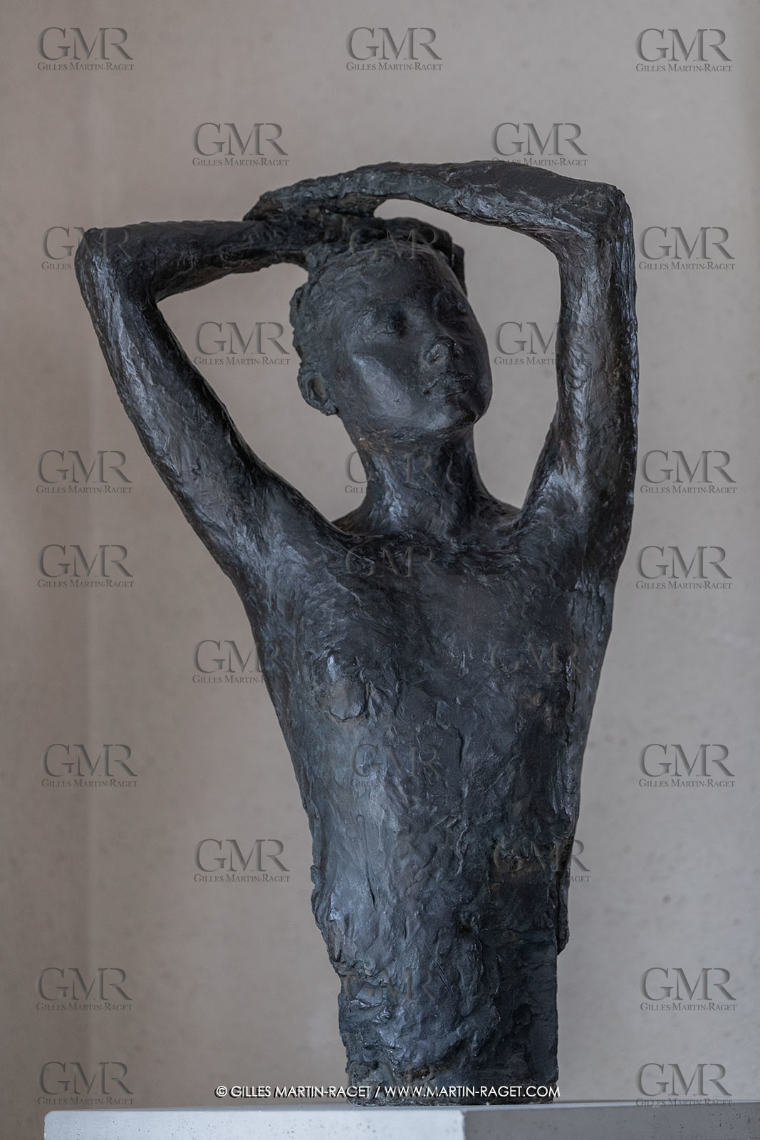 01 06 2023, St Rémy de Provence, Oeuvre de Germaine Richier, Sava Alexandra 1944, bronze patiné foncé, Exemplaire d'exposition, fondeur : Susse, Paris, 82,5 x 50 x 37 cm, collection famille Germaine Richier