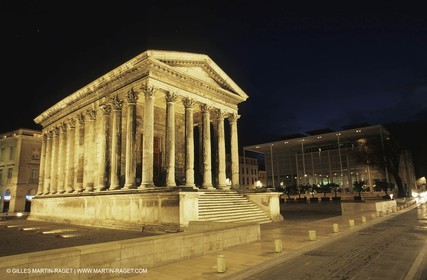 Nîmes - Maison Carrée