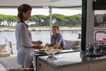 12 09 2016, Cannes (FRA,06), Chantier Fountaine-Pajot, Helia 44