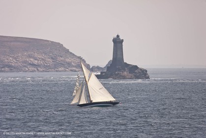 19 05 2010 - Raz de Sein (FRA,29) -  Pen Duick