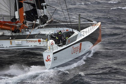 Orange II - 2004 Mediterranée Record - Start off Marseilles