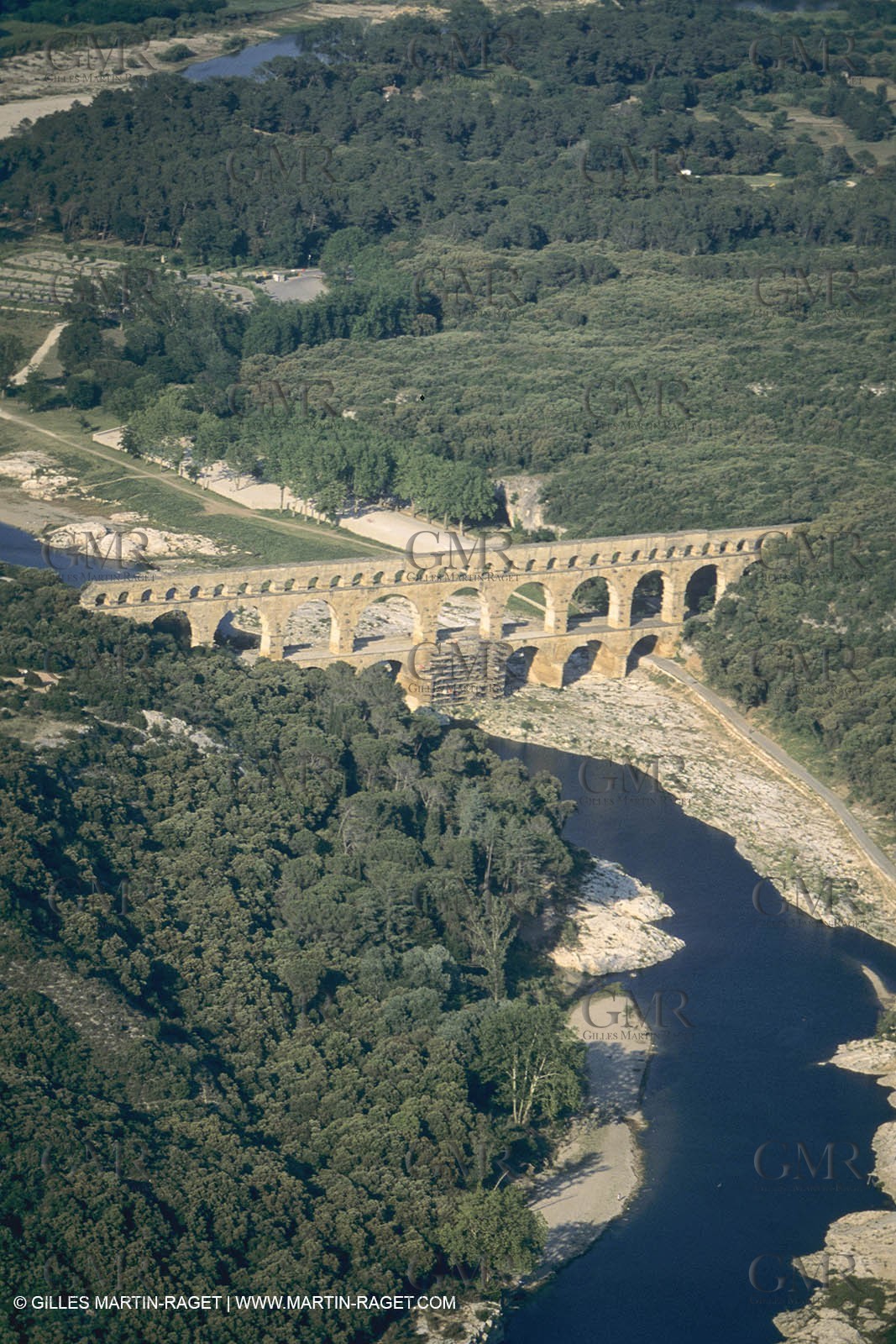 France, Languedoc Roussillon, Pont du Gard
