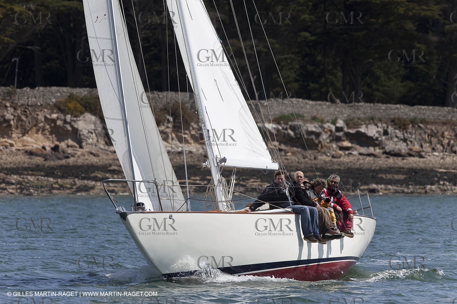 01-05-10 - Le Bono (FRA,56) - Regate Classique -Acteia II - Maica