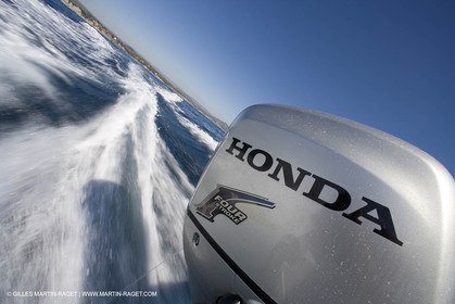 Bateaux à moteur, entretien technique