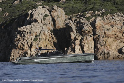 16 07 2007 - Portisco (Italie, Sardaigne) - Wally Power 47 millesime 2007