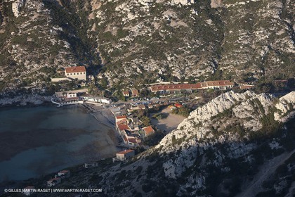 04 04 2009 - Marseille (FRA, 13) - Les Calanques - Calanque de Sormiou vue depuis le Baou Rond