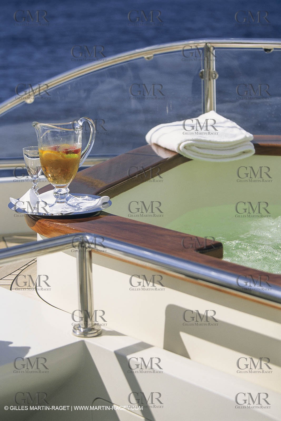 Sailing, Cruising, Super yachts, Perrini Navi, Atmosphère