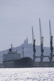 France, Provence, Marseille, Port de commerce, opérations portuaires, métiers de la mer