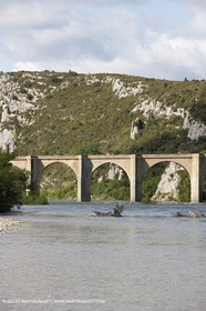 28 04 2009 - Ste Anastasie (FRA, 30) - Atlas Nîmes Métropole -  2009 campaign - Saint Nicolas bridge