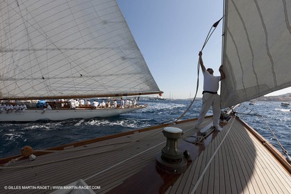 01 10 2011 - Saint Tropez (FRA,13) - Voiles de Saint Tropez 2011 - Classic Yachts Classiques - D7 - Onboard Mariquita
