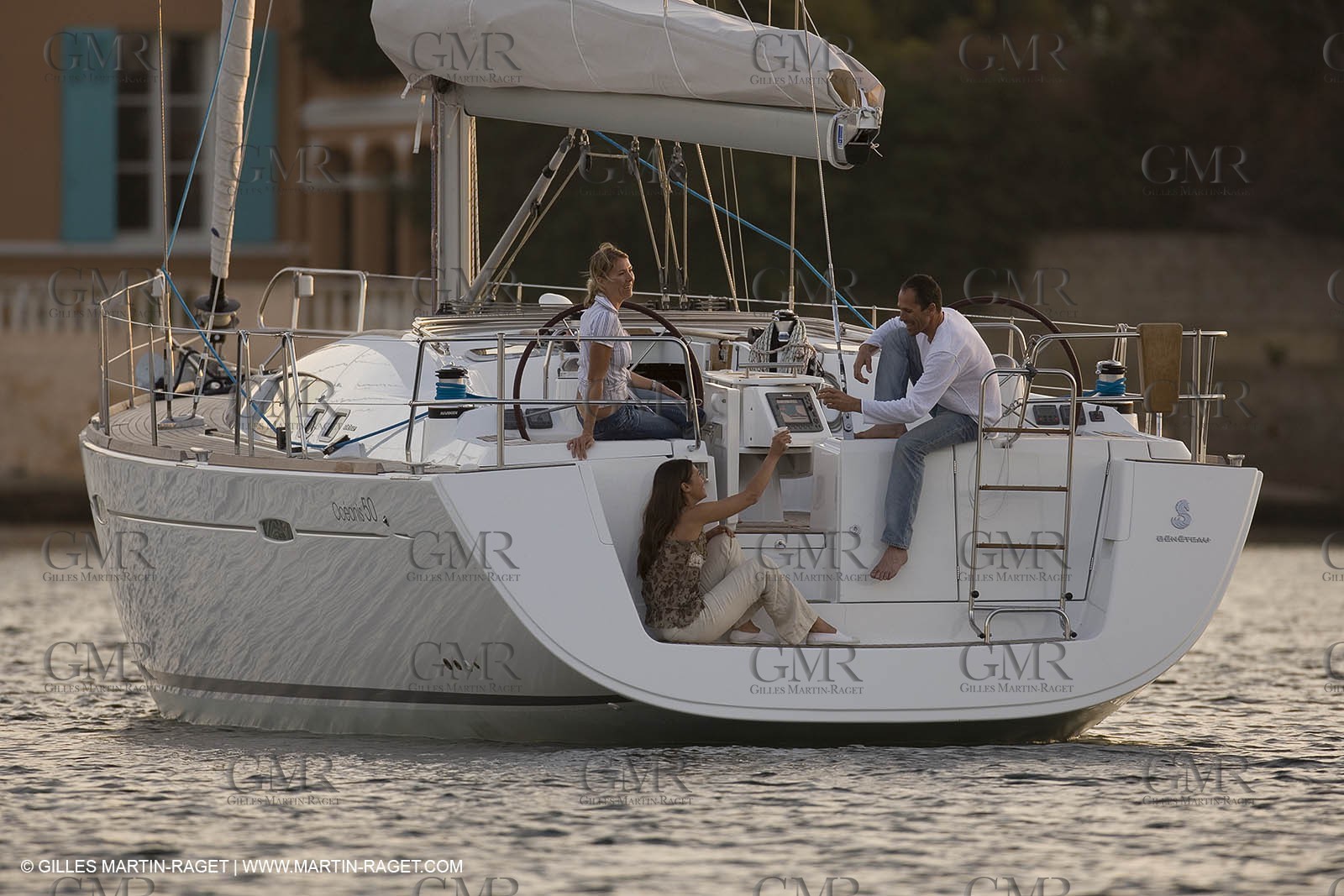 Cruising monohull mooring