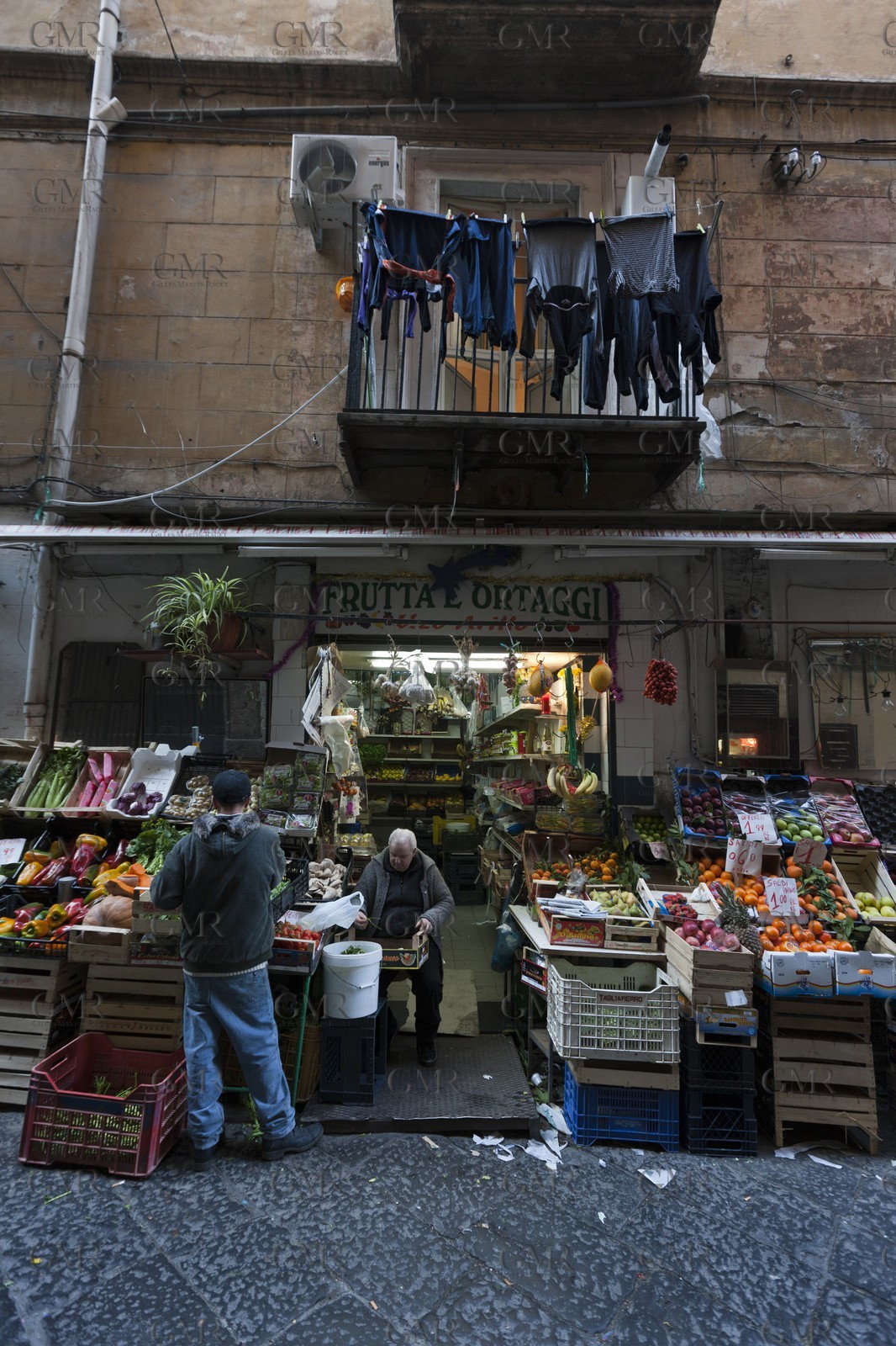 24 02 2012 - Naples (ITA) - 34th America's Cup - America's Cup World Series Naples 2012 - Naples Preview - Naples hisrtoric center streets