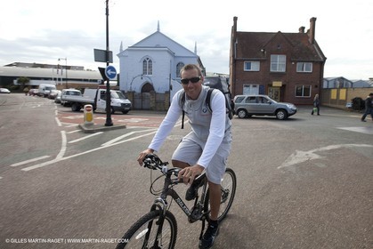 02 08 2010 - Cowes (UK, IOW) -  The 1851 Cup -  BMW ORACLE Racing - Training Day