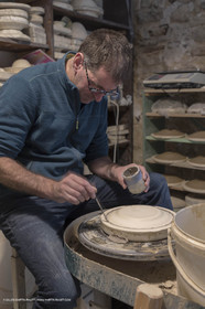 17 05 2018, Apt (FRA,84), Atelier de Faïence Rigo