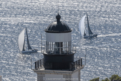 28 09 2022? Saint-Tropez,(FRA,83), Les Voiles de Saint-Tropez 2022 Régate N° 2 poup les modernes, navigation libre pour les grandes goélettes