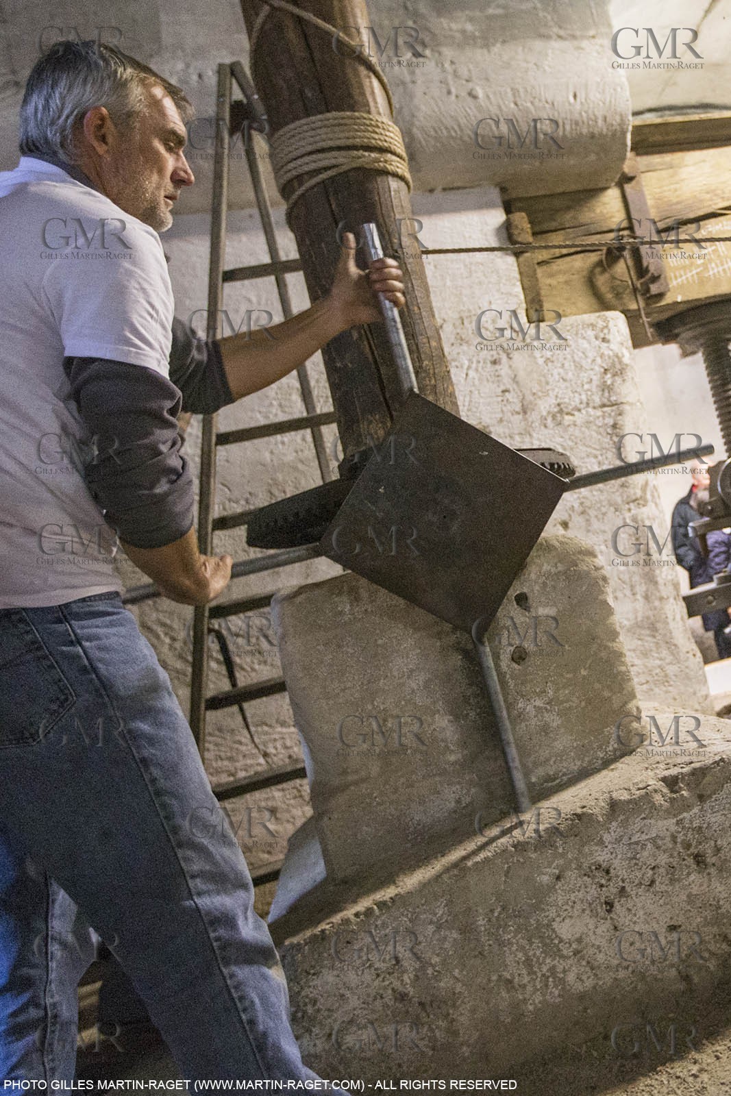 14 11 2015, Saint-Etienne du Grès (FRA,13), traditional making of olive oil at La Croix mill