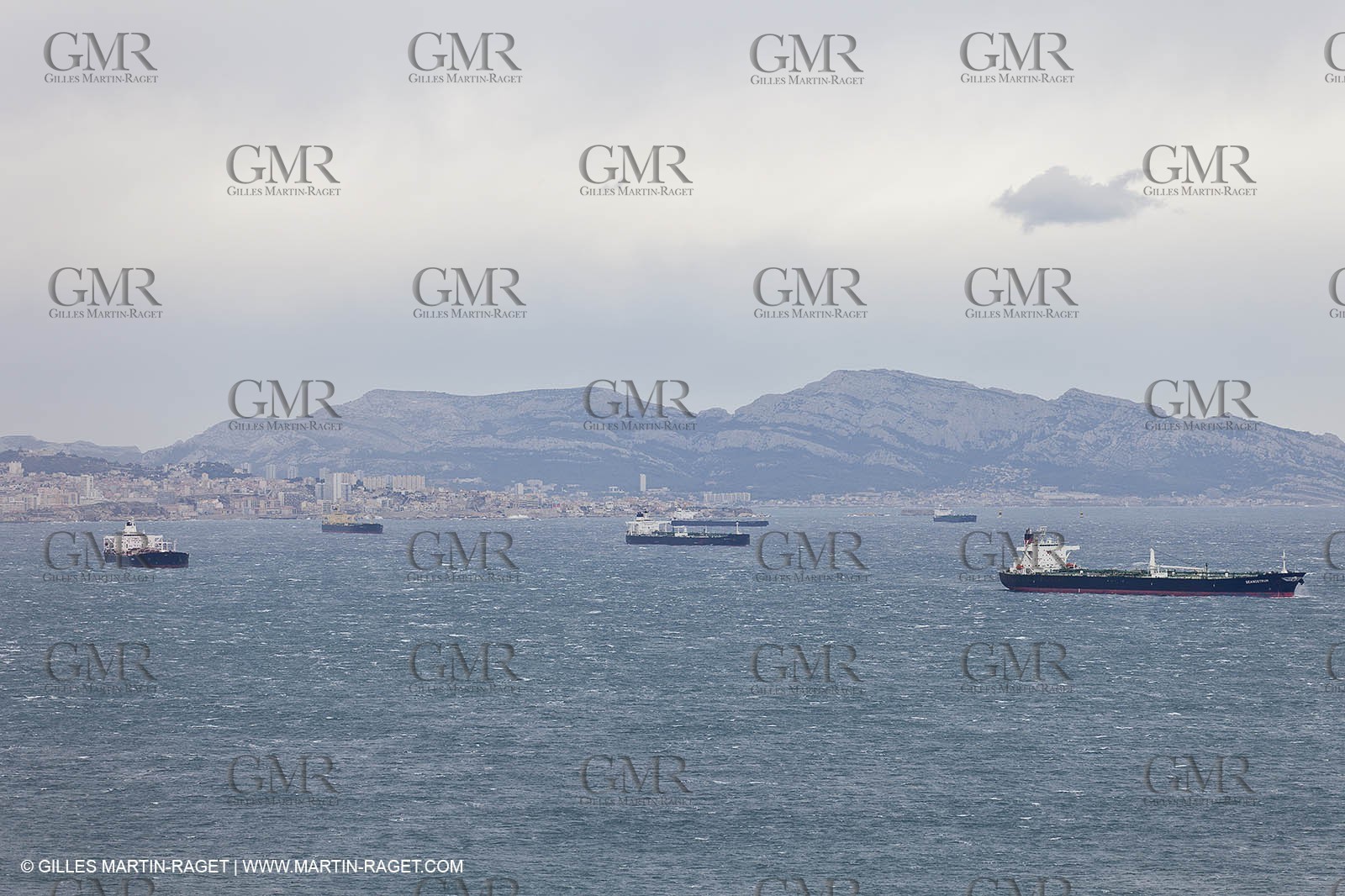 25 10 2010 - Marseille (FRA,13) - Ships at the mooring due to a strike of the harbour staff