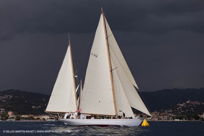 08 09 2010 - Imperia (ITA) - Raduno d'Epoca 2010 - Eilean