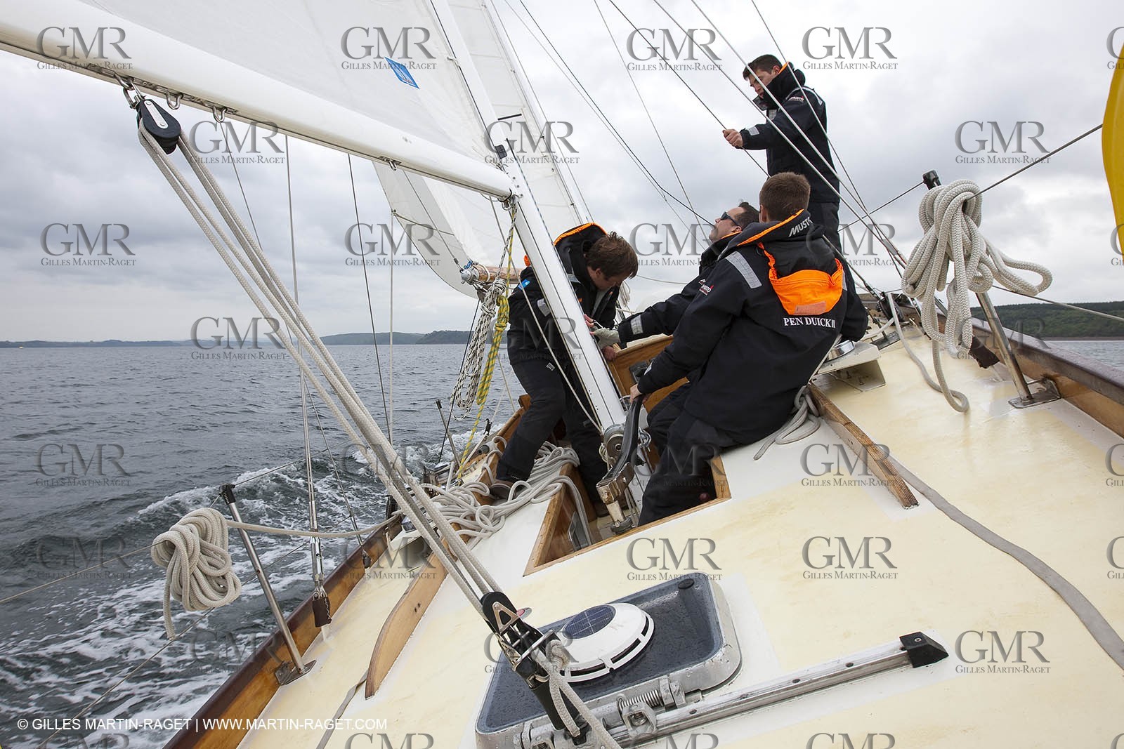 19 05 2010 -  Lanveoc Poulmic (FRA,29) - French Navy School Grand Prix - Pen Duick II