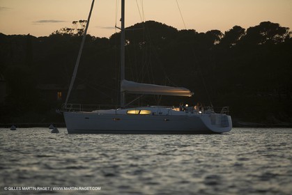 Cruising monohull mooring