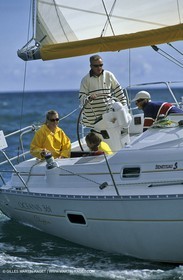 Cruising - People - Crew work