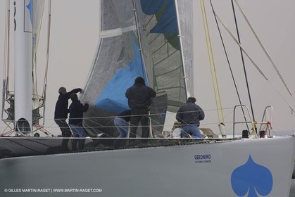 Géronimo - départ Trophée Jules Verne 2001 - Brest