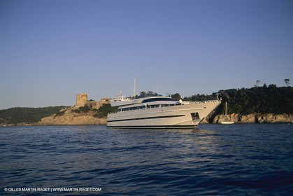 Super Motor Yachts,
