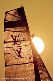 25 11 2010 - Dubai (UAE) - Dubai Louis Vuitton Trophy -  BMW ORACLE Racing - Fleet races