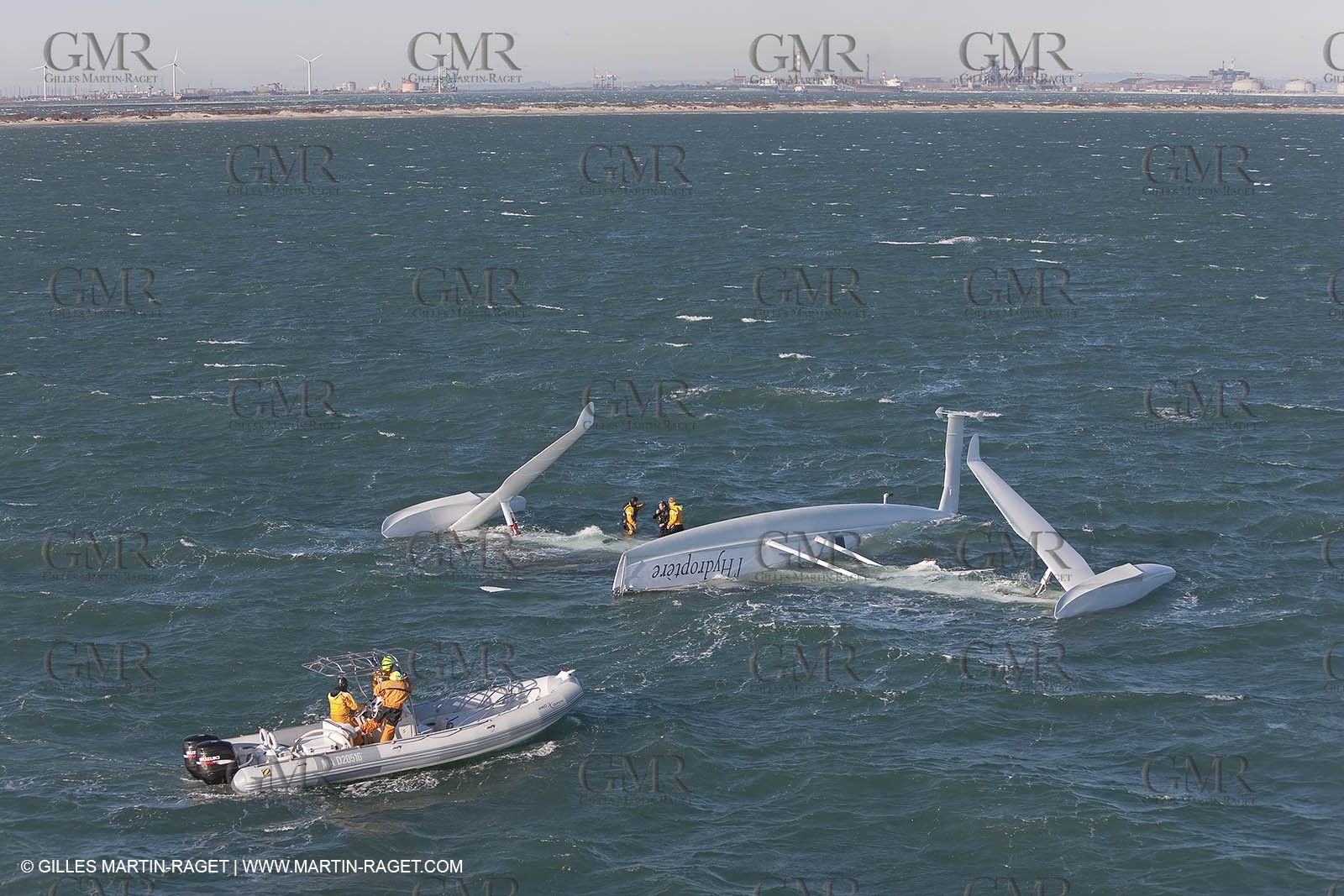 21 12 2008 - Port Saint Louis du Rhône (South of France) - The Hydroptere just after its capsize when trying to beat the overall sailing speed record