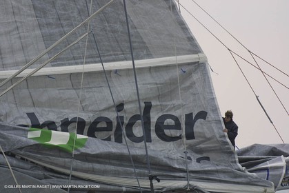 Geronimo - Jules Verne Trophy 2001 start - Brest