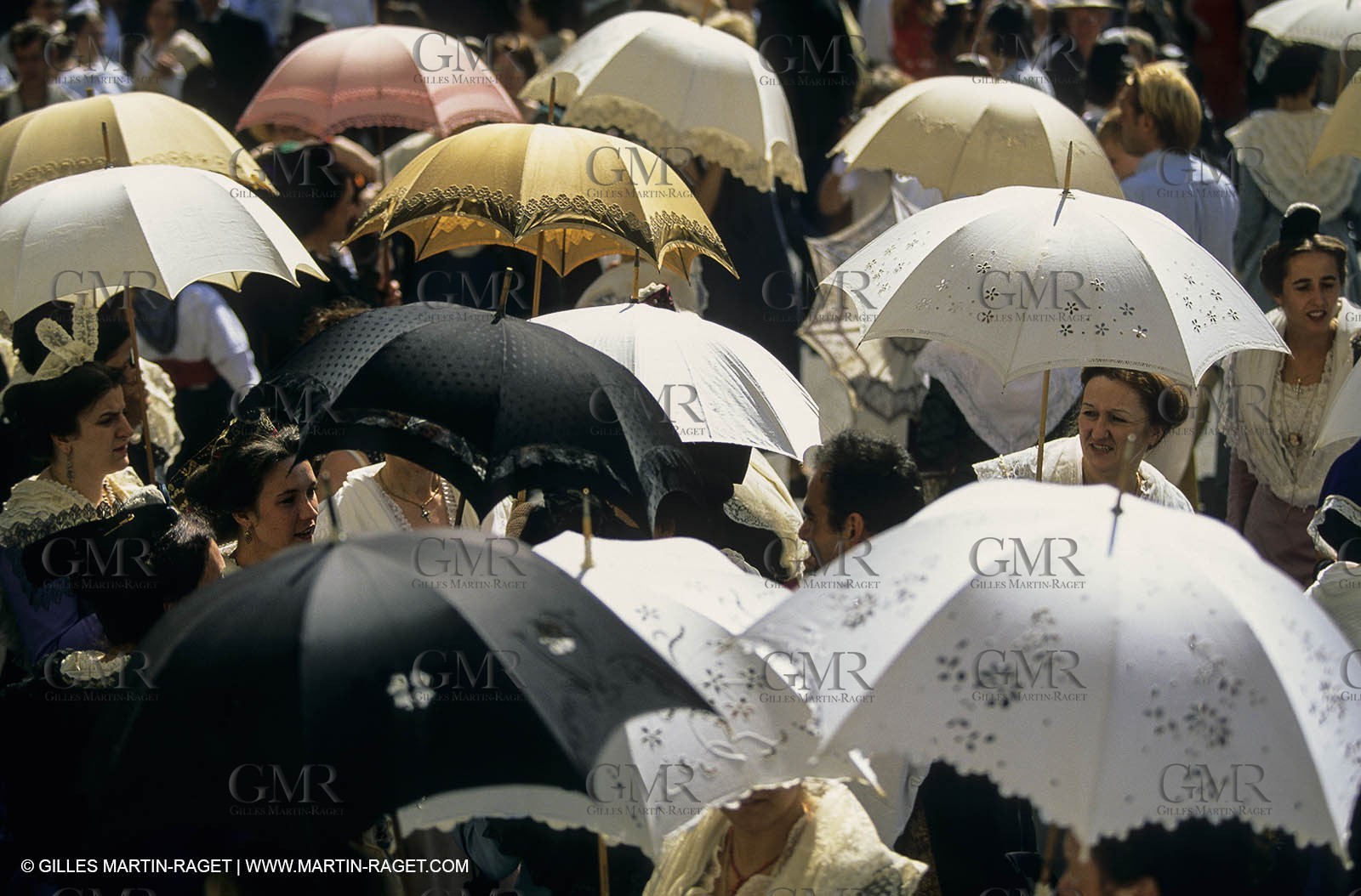 Arles (FRA,13) - Costume from Arles Fest