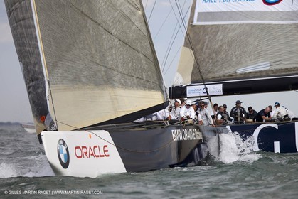 02 08 2010 - Cowes (UK, IOW) - The 1851 Cup -  BMW ORACLE Racing - Training Day.