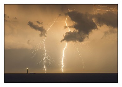 Lighthouse Lightning H