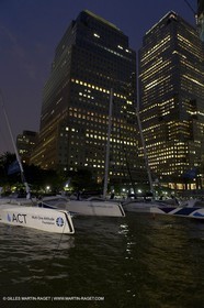 05 07 2012 - New York (USA) - Ocean Krys Race - Speed runs in fornt of NY city