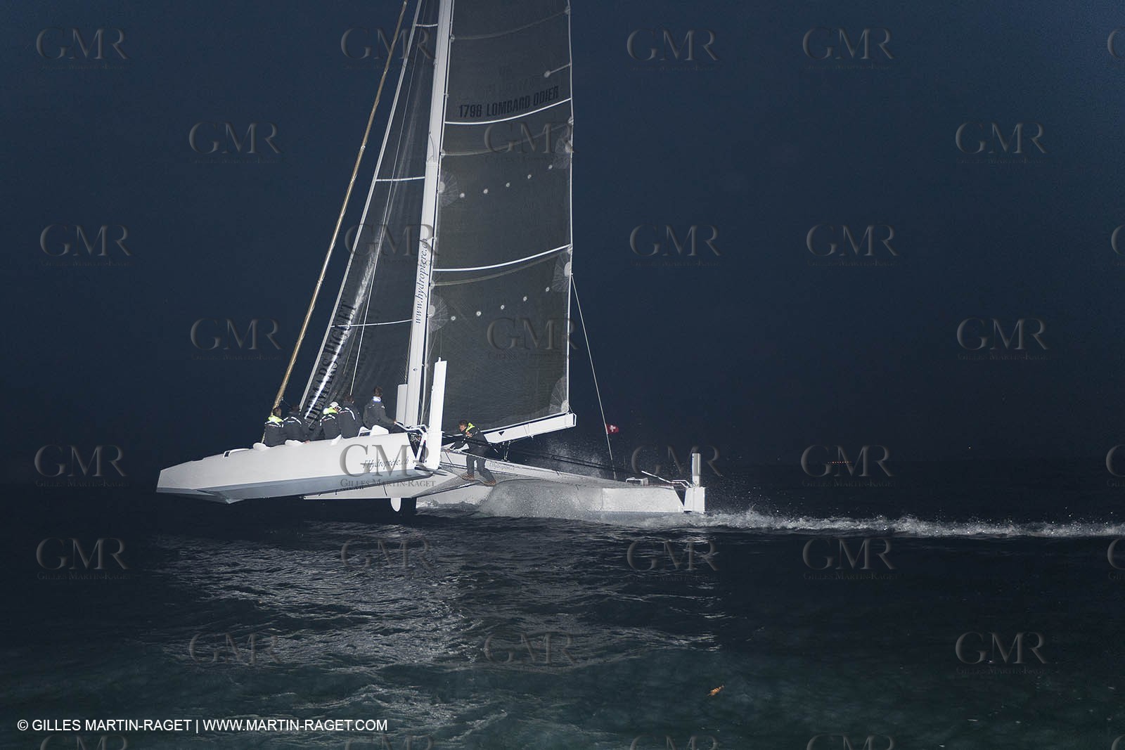 09 10 2010 - Morges (SUI) - L'Hydroptère.CH - 1st sail