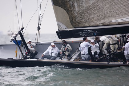 06 08 2010 - Cowes (UK, IOW) - The 1851 Cup -  BMW ORACLE Racing - Day 4