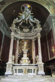 Marseille historical heritage (check keywords for more infos), saint Cannat