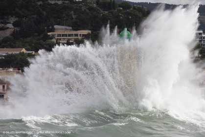 30 11 2008 - Tempête entre MArseille et Cassis