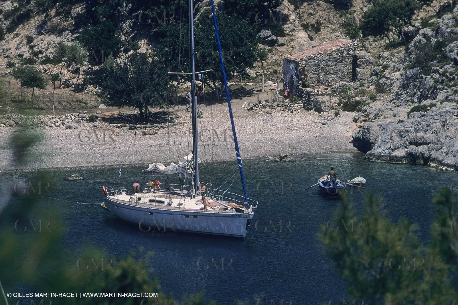 sailing, cruising, monohull at the mooring