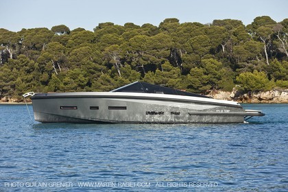 11 11 2009 - Saint Jean Cap Ferrat (FRA,06) Wally Yachts - Wallypower 55