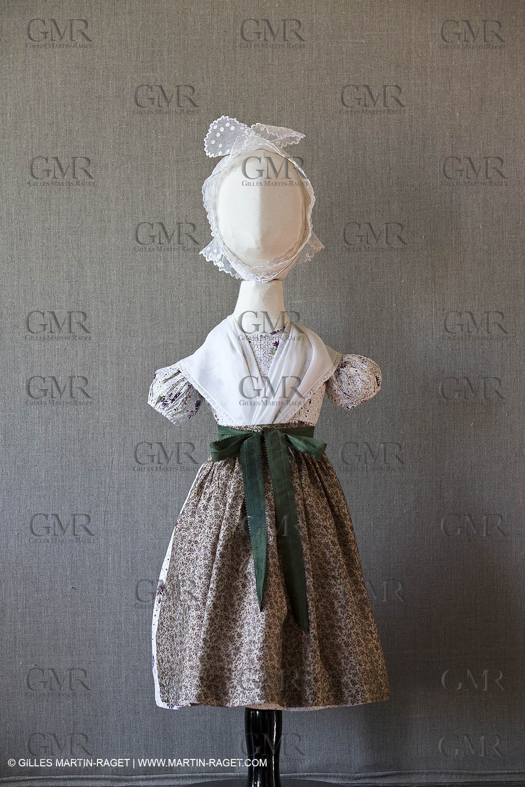 06 07 2012, Toulon (FRA,83), Villa Rozemaine, exhibition 'Fashion Dresses